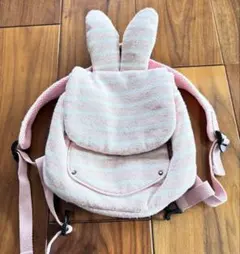 ウサギ耳付きピンクリュック