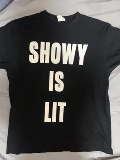 Showy is Lit T-shirt "Black & White"