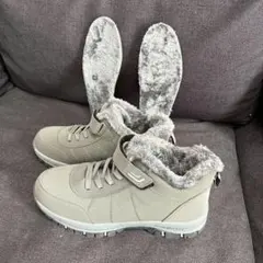 冬用ボア付きスニーカー
