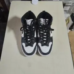 Nike ハイカットスニーカー ブラック/ホワイト