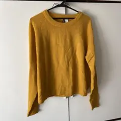 マスタード クルーネック ニット 長袖