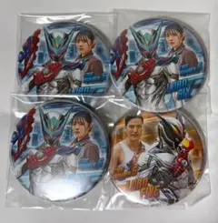 仮面ライダーエボル キーホルダー 缶バッジ エボルト ビルド ブラッド