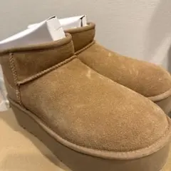 UGG ULTRA MINI PLATFORM 25cm