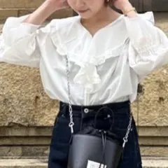 DISCOAT コットンフリル襟長袖ブラウス　ホワイト