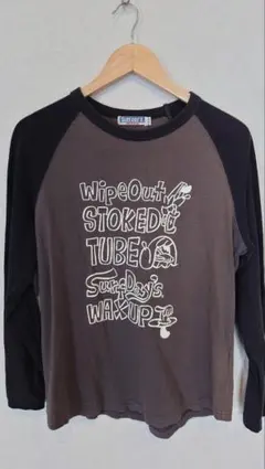 SurfDay's グラフィックプリントTシャツ