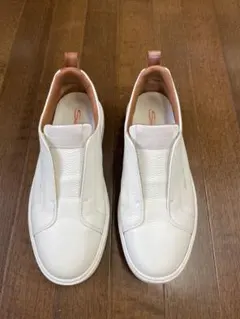Santoni メンズ タンブルレザー スリッポンスニーカー ホワイトのサムネイル