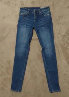 &byP&Dスキニーデニムパンツ 中古品のサムネイル