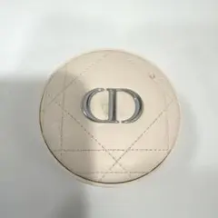 Dior ディオールスキン フォーエヴァー クッション　パウダー　ラベンダーのサムネイル