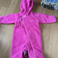 ピンク ロンパース