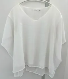 MOUSSY シアーブラウス 半袖 白 Vネック ドルマン マウジー シフォンのサムネイル
