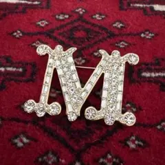 MaxMara M字型クリスタルブローチ Max Mara - 25SS新作 新品MaxMara クリスタルブローチ フローラルの