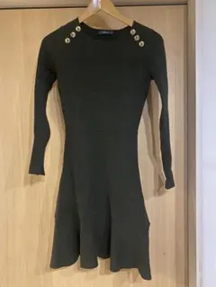 ZARA ニットワンピース 美品　カーキ
