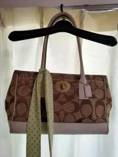 【送料無料】COACH ロゴプリント トートバッグ