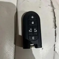 ダイハツ　スマートキー　5ボタン　48