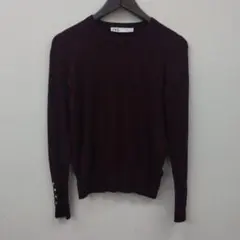 バーガンディ ニット