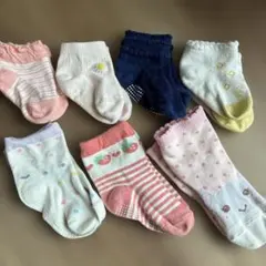 靴下　中古　女の子　保育園着　9-15