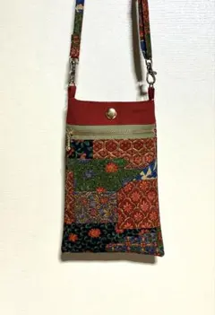 着物リメイク　スマホショルダーバッグ