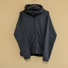 ユニクロ ドライEXUVカットフルジップ パーカー M