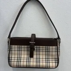 バーバリー　フラップ　ハンドバッグ　ワンショルダーバッグ　肩掛け