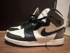 Nike Air Jordan 1 ブラック/ホワイト/グレー ハイカット