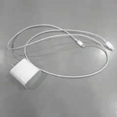 Apple 純正電源アダプタ 20W A2305（ライトニングケーブル付き）