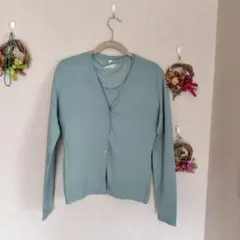 サックスブルー Vネック 長袖カーディガン　半袖ニット