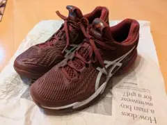 asics テニスシューズ バーガンディ