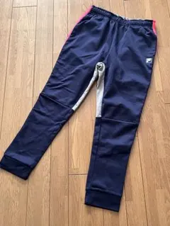 FILA ネイビー スウェットパンツ　Ｍサイズ