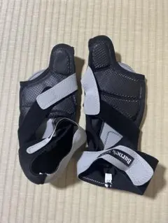 Burness Style グローブ シューズセット S ラバ LAVA - メルカリ