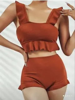 オレンジ色フリル付きセパレート水着