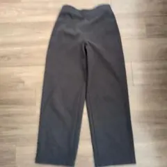 UNIQLO ストレートパンツ