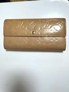 Item thumbnail for item c9e07f1e-d467-440f-9fb5-94f10fd79f07