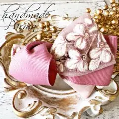 秋の大人女子♡⃛大きめ軽量インド刺繍リボンアシンメトリーヘアクリップ♥️モスグリーン