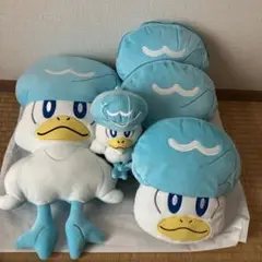 ポケットモンスタークワッスぬいぐるみ　顔型ぬいぐるみポーチ　５個まとめ売り