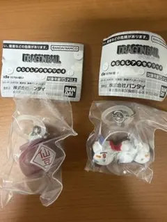ドラゴンボールめじるしアクセサリー4 仙豆 ブルマのバイクのサムネイル