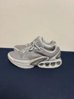 ［本日限定セール］Nike Air Max Dn スニーカー /グレー