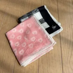 【新品未使用】　YSL、CK ハンカチ 2枚セット