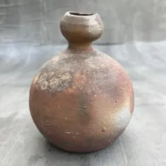 【備前焼】１点モノ 希少 一輪挿し 花瓶 陶器製 球形 茶色