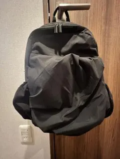 emmi eco ギャザーバックパック ブラックのサムネイル