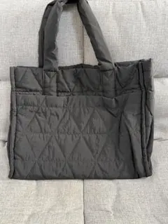 ブラックキルティングトートバッグ