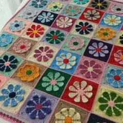 モチーフ編み マルチカバー ブランケット グラニースクエア 手編み カラフル