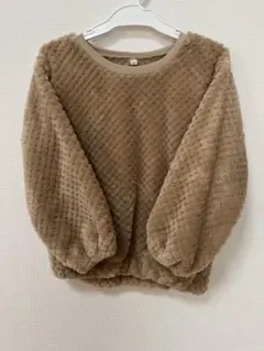 ベージュ フリース トレーナー