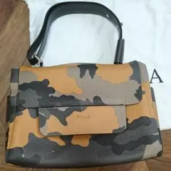 【未使用】FURLA カモフラージュ ハンドバッグ