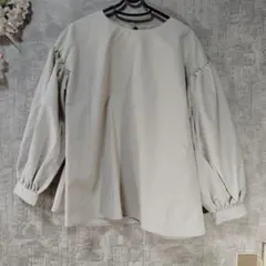 ボリュームスリーブブラウス