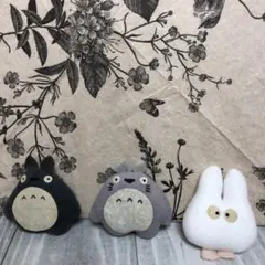 ジブリ　となりのトトロ　大トトロ　中トトロ　小トトロ　ミニマグネット3体セット