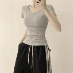 カーブヘムTシャツ グレー