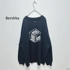 ベルシュカ|オーバーサイズスウェット ドロップショルダー ゆったり プリント 黒