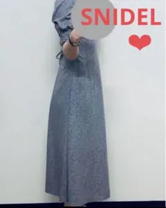 SNIDEL フラワープリント 花柄 レースアップ 半袖ロングワンピース