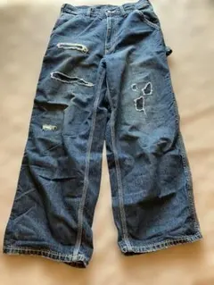 BEAMS デニムパンツ ダメージ加工　ペインター