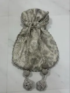 Item thumbnail for item 19015d9a-3c22-4d68-9485-29a5d0b4115b